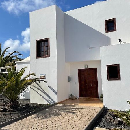 Villa Tropicana Playa Blanca  Exterior photo