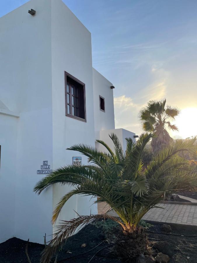 Villa Tropicana Playa Blanca  Exterior photo